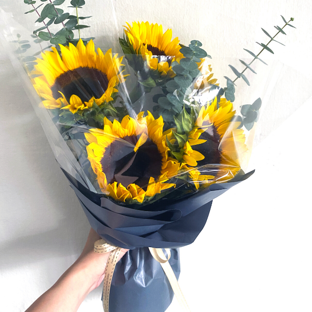 Sunny Fresh Sunflower Bouquet